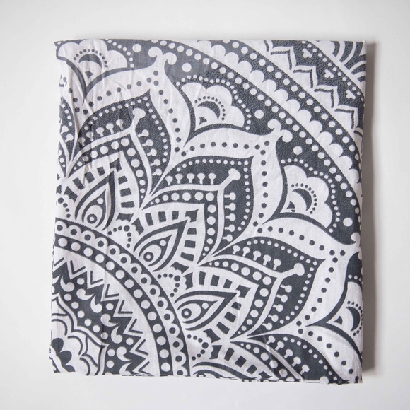 Floral Mandala Print Boho Tapestry Wall Hanging - Picture 9 of 9